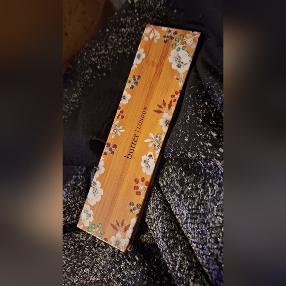 Butter London Eyeshadow Palette - Picture 2 of 2